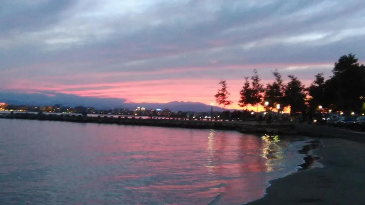 Rhode Vista Al Mar Apartment Roses 0*,