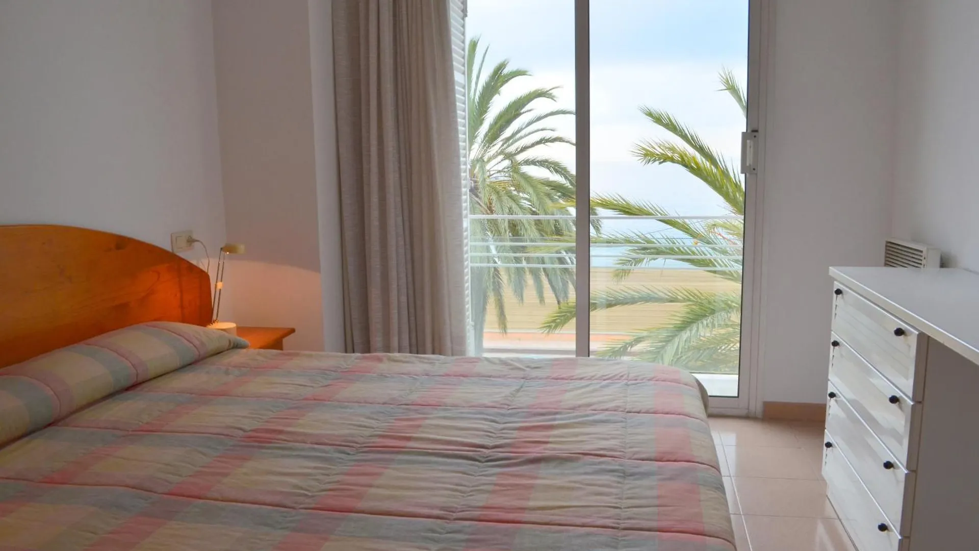 Rhode Vista Al Mar Apartment Roses