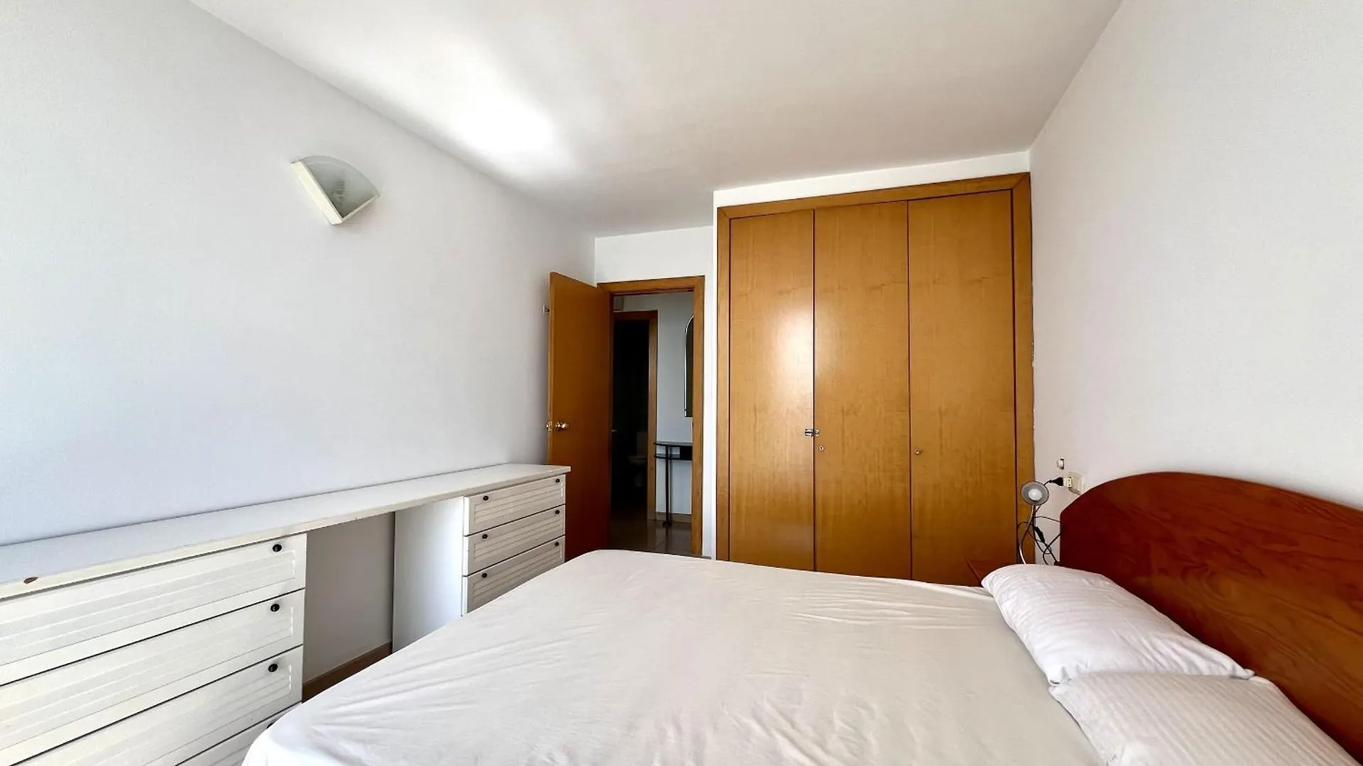 Apartamento Rhode Vista al mar Rosas